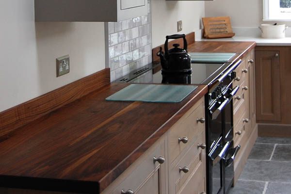 James AdcockTraditional Oak KitchenFour Corners Cotswold Traditional Kitchen